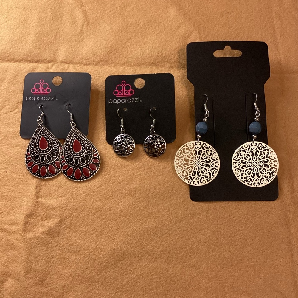 NWT 2- paparazzi Earring bundle 1-unknown brand(3pairs)